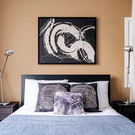 Central Spacious Flat 3 Min To Coast In Kadikoy Apartament